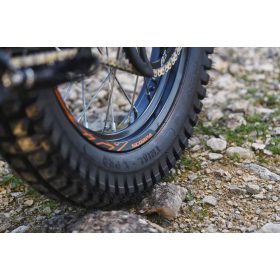 Gyári hátsó gumi  400 X 18 T/X RIDE TY125