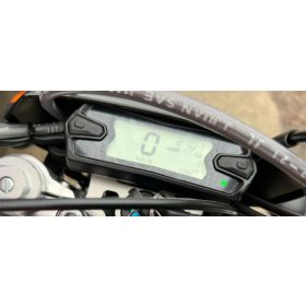 Kilométeróra számláló 