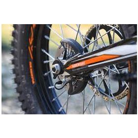 Komplett hátsó kerék 